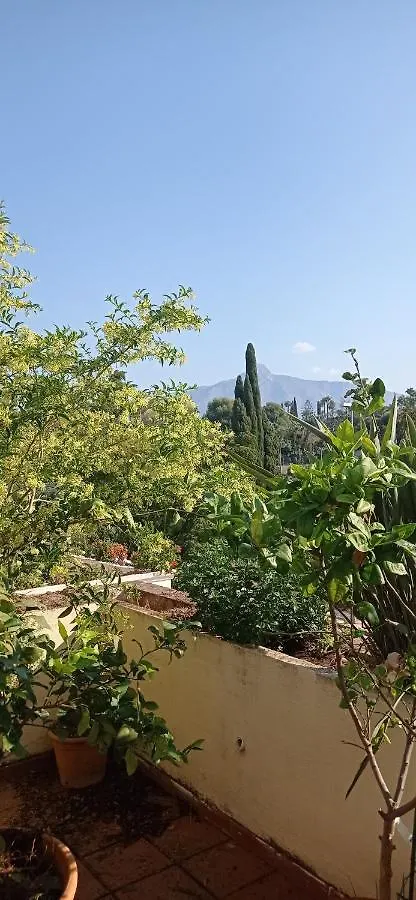Sunny And Cozy Room Marbella 0*,  España
